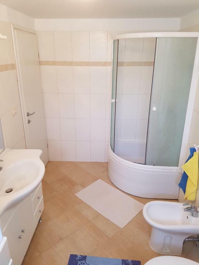 Apartment Barba Ližnjan Eksteriør bilde